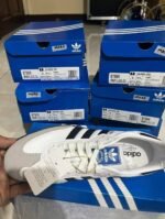 TOP BRAND SHOE PALLET - Image 5