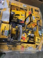 Dewalt tools pallets - Image 8