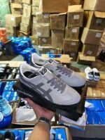 Authentic trainers - Image 8