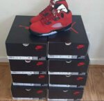 Authentic Jordan sneakers pallets - Image 4