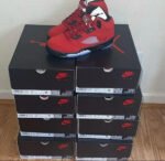 Authentic Jordan sneakers pallets - Image 5