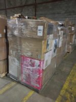 Target Home Decor Truckload - Image 6