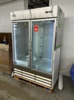 Glass Door Reach-In Freeze