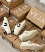 Veja shoe pallets - Image 5
