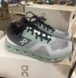 Cloud nova shoe pallet